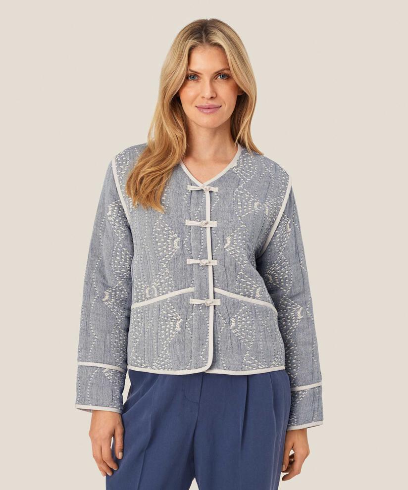 Jeine Jacket, Sargasso mel.